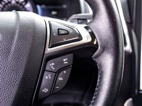 Used 2024 Ford Edge Titanium image 20