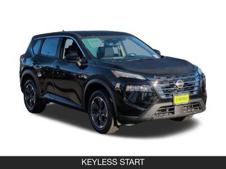 Certified 2025 Nissan Rogue SV video 2