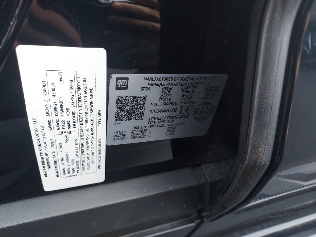 Used 2024 GMC Yukon AT4 w/ Technology Package AWD/4WD image 25