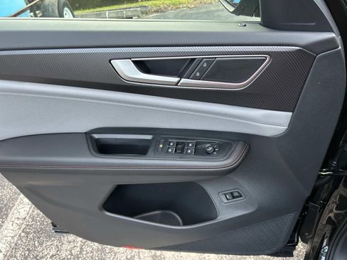 New 2026 Volkswagen Atlas Peak Edition AWD/4WD image 19