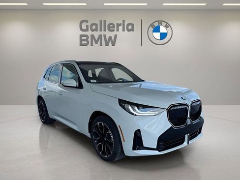 Used 2026 BMW X3 xDrive30 w/ Premium Package image 4