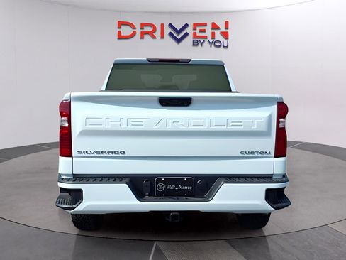New 2026 Chevrolet Silverado 1500 Custom image 4