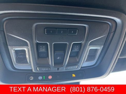 Used 2024 GMC Sierra 3500 Denali Ultimate AWD/4WD image 28