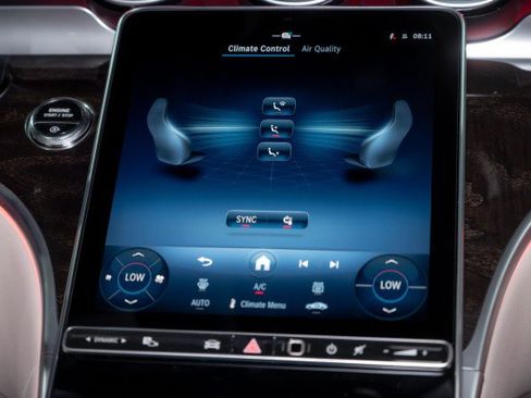Used 2026 Mercedes-Benz C 300 Sedan image 17