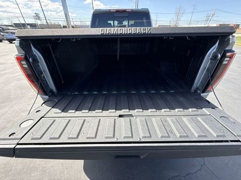 Used 2024 GMC Sierra 2500 AT4 w/ AT4 Preferred Package AWD/4WD image 25