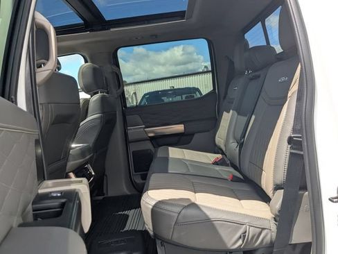 Used 2026 Ford F250 Platinum w/ Platinum Plus Package AWD/4WD image 25