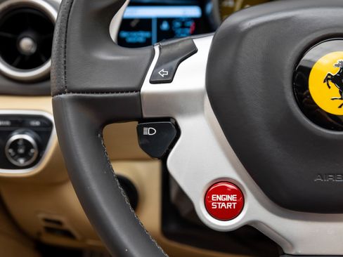 Certified 2016 Ferrari California T image 23