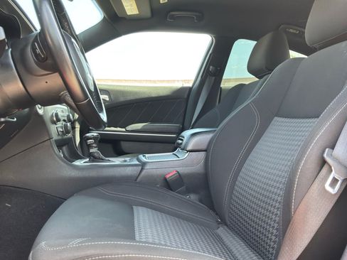 Used 2023 Dodge Charger SXT RWD image 16