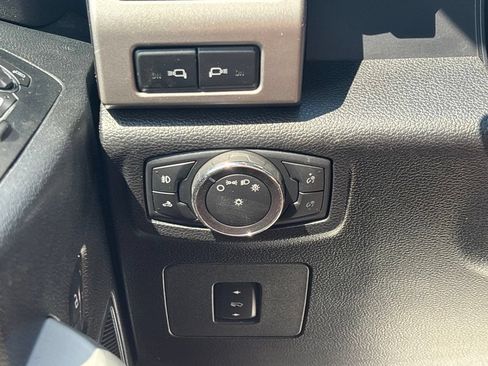 Used 2017 Ford F150 Lariat AWD/4WD image 26
