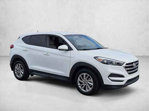 Used 2018 Hyundai Tucson SE FWD image 3