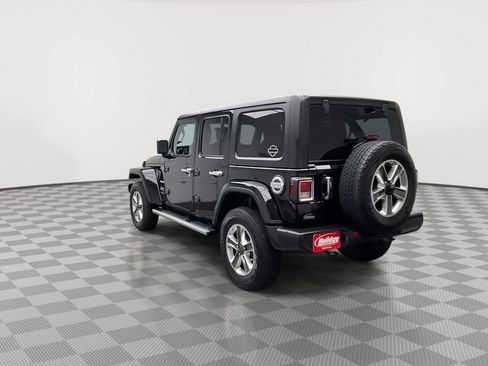 Used 2022 Jeep Wrangler Unlimited Sahara w/ Cold Weather Group AWD/4WD image 37
