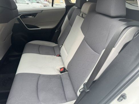 Used 2019 Toyota RAV4 XLE w/ All Weather Liner Package AWD/4WD image 11