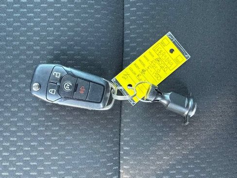 Used 2025 Ford Escape ST-Line AWD/4WD image 20