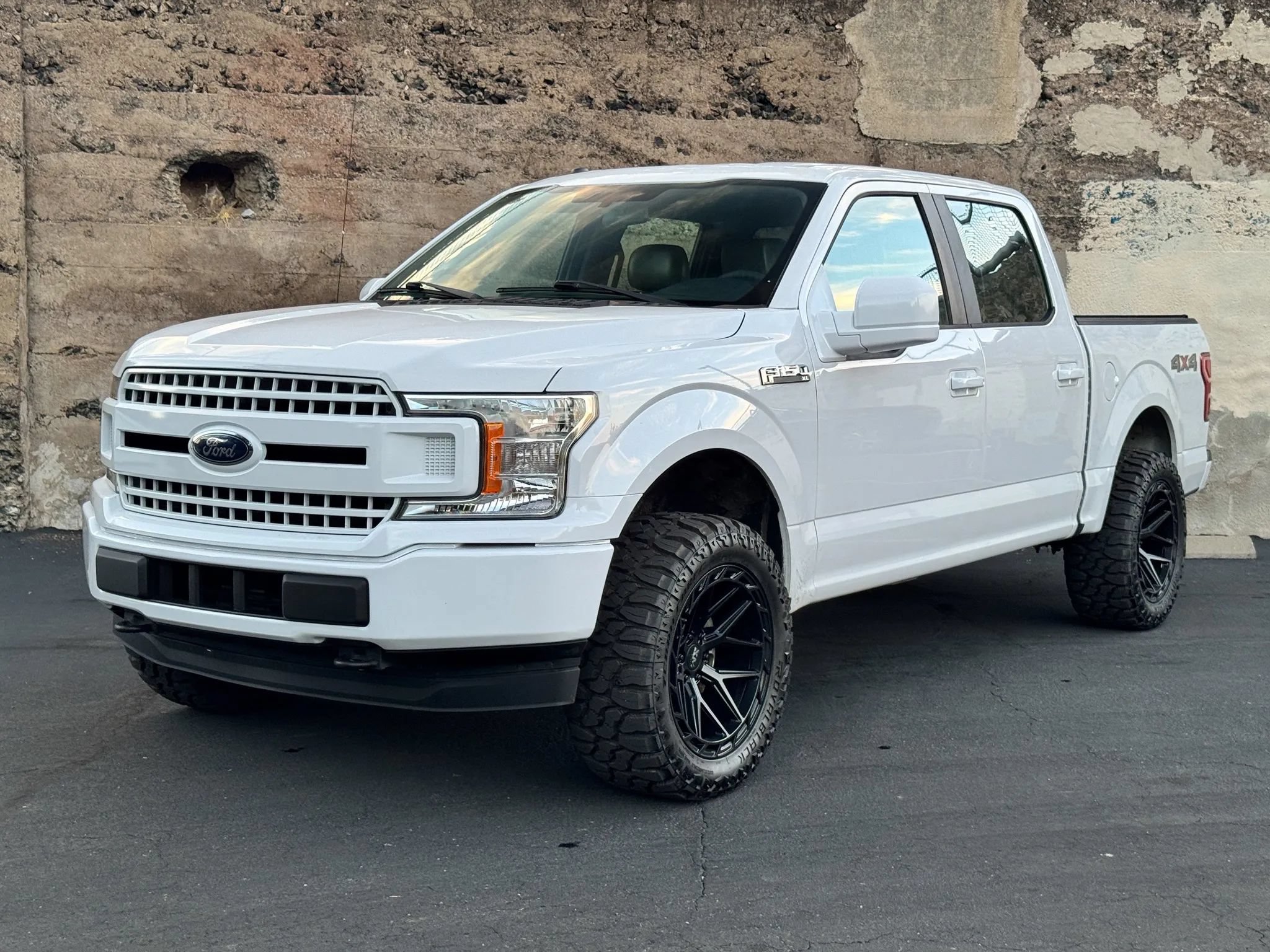 Used 2018 Ford F150 XL w/ Equipment Group 101A Mid AWD/4WD image 9