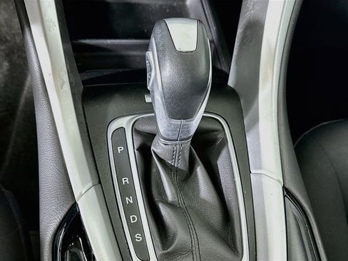 Used 2013 Ford Fusion SE FWD image 25