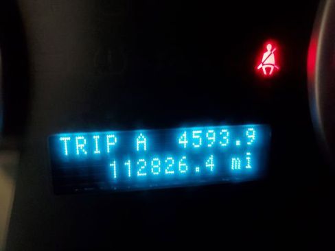 Used 2010 Ford Focus SEL image 18