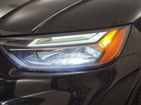 Used 2023 Audi Q5 2.0T Premium w/ Convenience Package image 34