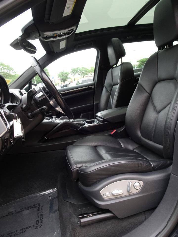 Used 2016 Porsche Cayenne AWD/4WD image 11
