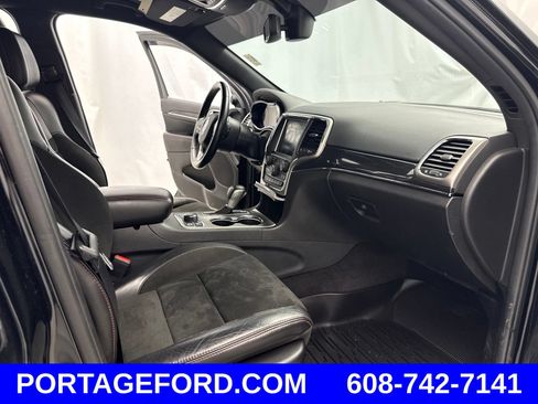 Used 2018 Jeep Grand Cherokee Trailhawk AWD/4WD image 27