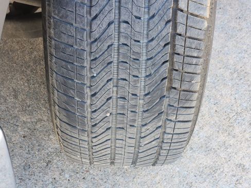 Used 2023 GMC Sierra 1500 SLT image 15