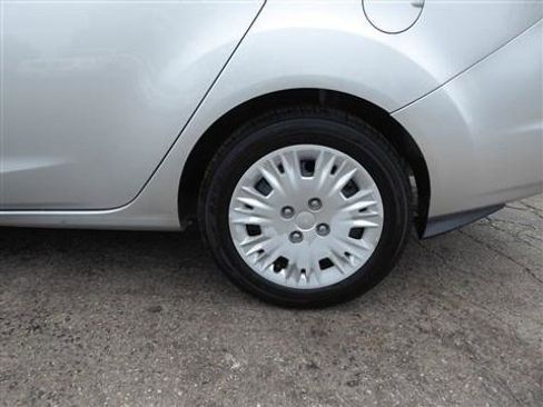Used 2014 Ford Fiesta S FWD image 9