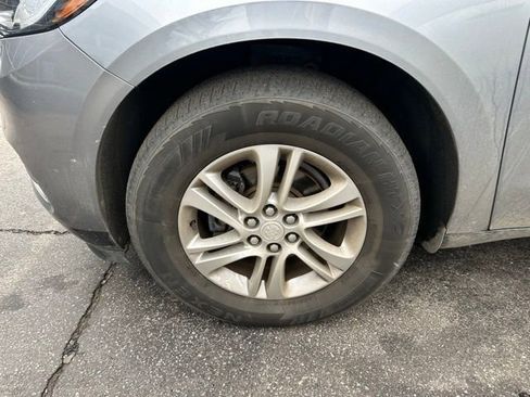 Used 2018 Buick Enclave Essence w/ Trailering Package image 8