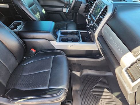 Used 2021 Ford F350 Lariat w/ Lariat Ultimate Package image 13