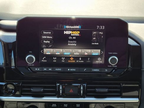 New 2025 Nissan Pathfinder SV w/ SV Premium Package image 19