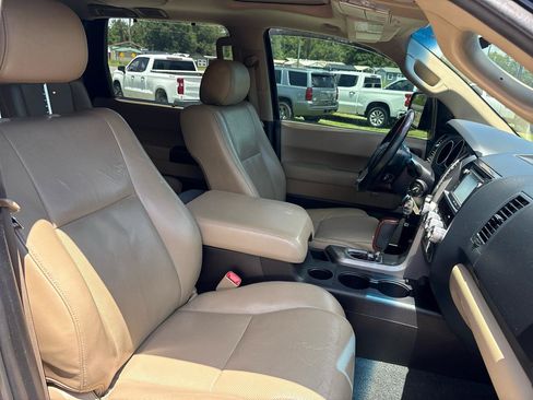 Used 2016 Toyota Sequoia Platinum RWD image 21