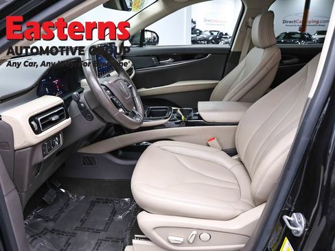 Used 2022 Lincoln Nautilus AWD w/ Premium Package image 14