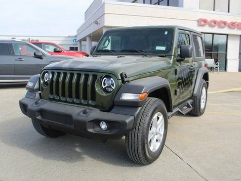 Used 2022 Jeep Wrangler Sport S image 1