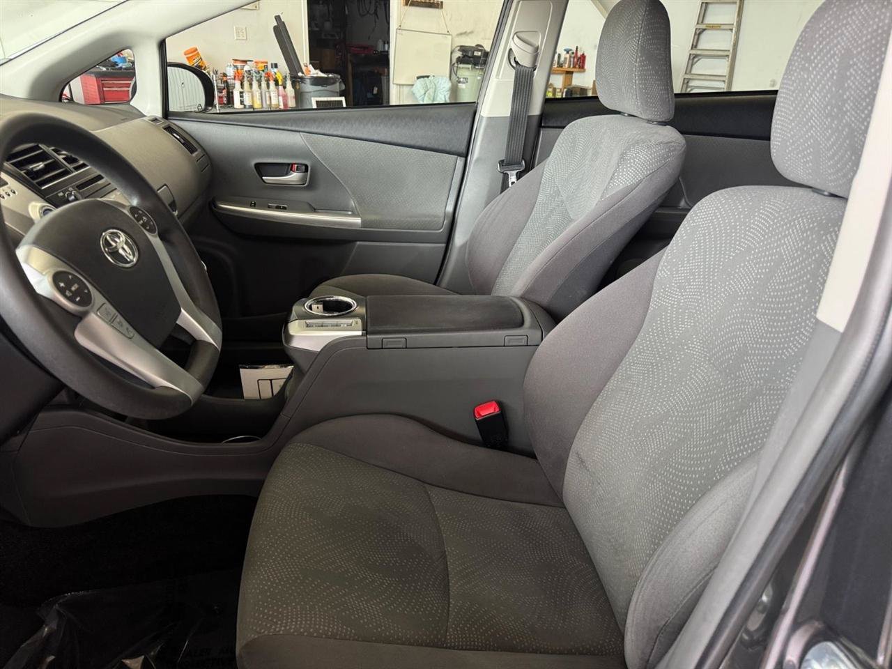 Used 2012 Toyota Prius V Three FWD image 11