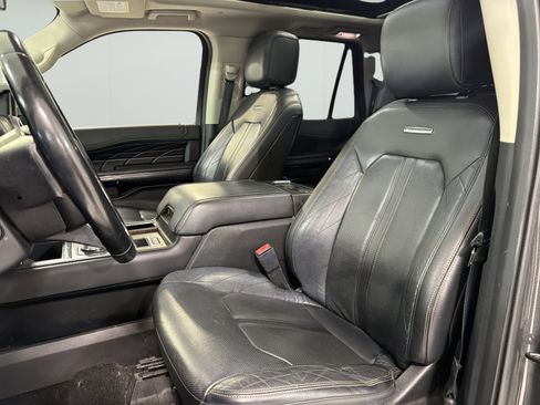 Used 2018 Ford Expedition Max Platinum RWD image 9