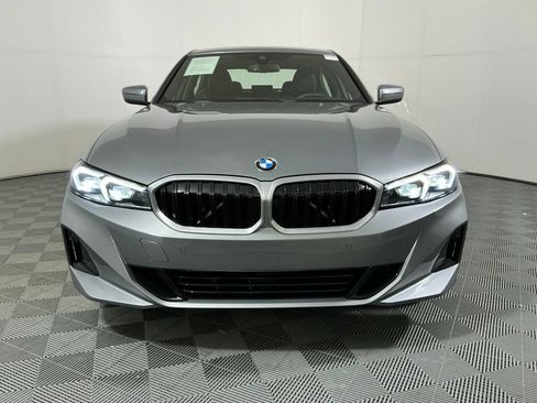 Certified 2025 BMW 330i Sedan w/ Convenience Package RWD image 2