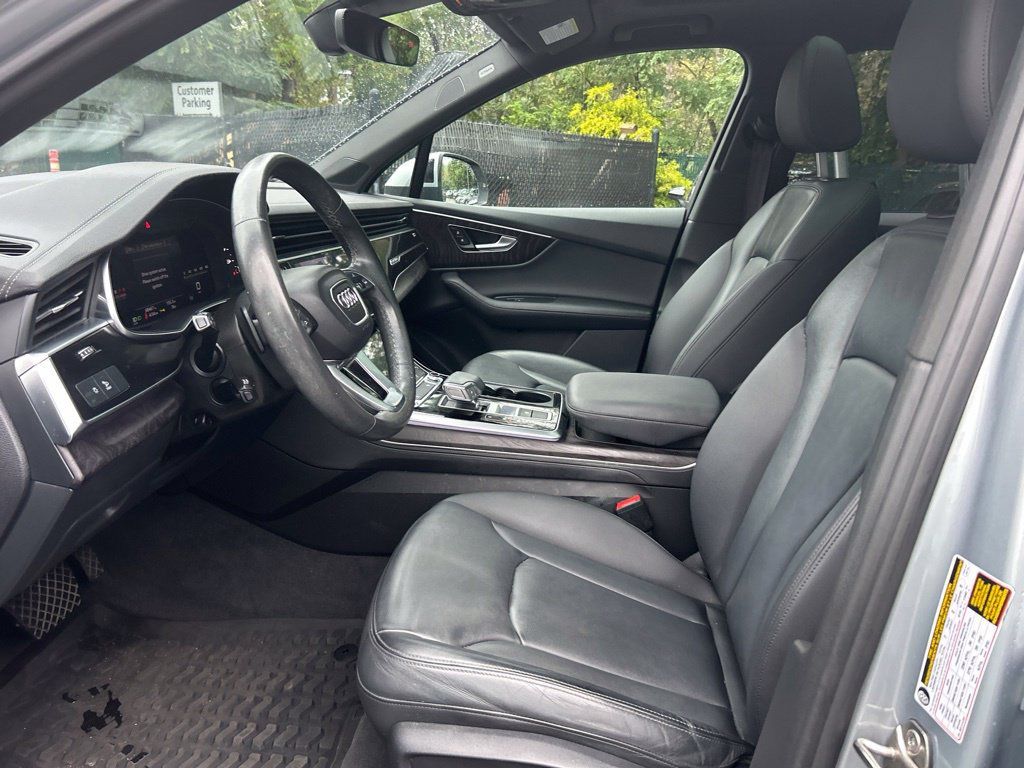 Used 2023 Audi Q7 2.0T Premium Plus w/ Premium Plus Package AWD/4WD image 10
