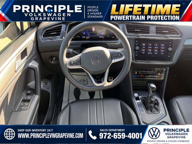 Used 2023 Volkswagen Tiguan SE R-Line FWD image 23