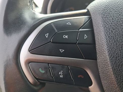 Used 2018 Jeep Grand Cherokee Laredo AWD/4WD image 24