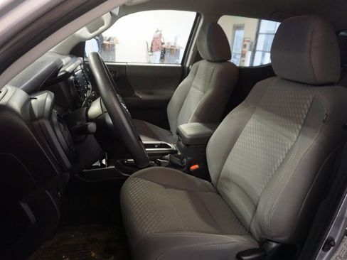 Used 2023 Toyota Tacoma SR image 15