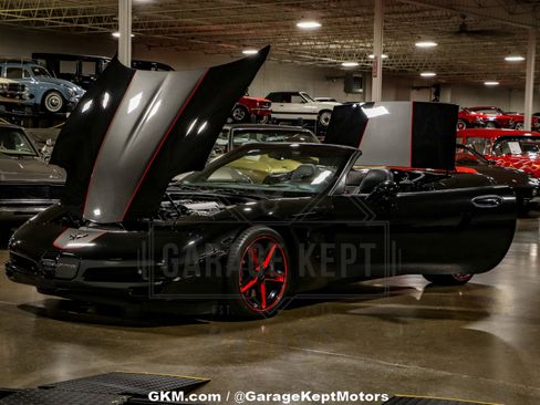 Used 2002 Chevrolet Corvette Convertible w/ Preferred Equipment Group2 image 78