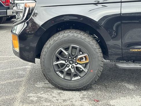 New 2025 Ford Expedition Tremor image 8