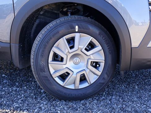 New 2026 Nissan Kicks S image 16