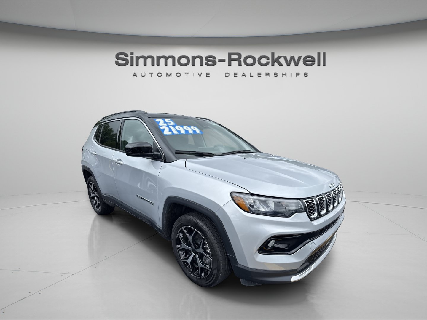 Used 2025 Jeep Compass Limited AWD/4WD image 5