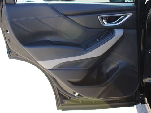 Used 2024 Subaru Forester Limited image 26