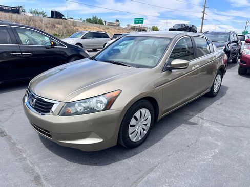 Used 2009 Honda Accord LX image 2