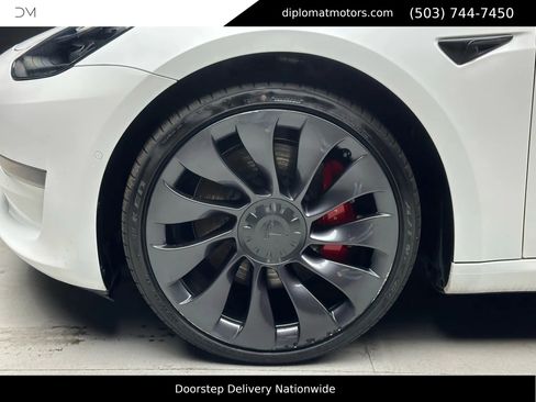 Used 2021 Tesla Model 3 Performance image 34