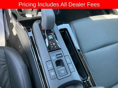 Used 2023 Toyota Prius Prime FWD image 11