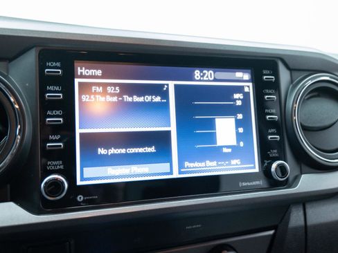 Used 2020 Toyota Tacoma TRD Sport w/ Technology Package AWD/4WD image 47