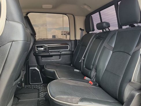 Used 2022 RAM 3500 Laramie AWD/4WD image 16