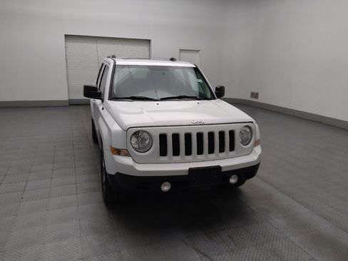 Used 2017 Jeep Patriot High Altitude image 14