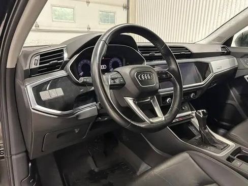 Used 2020 Audi Q3 2.0T Premium AWD/4WD image 9
